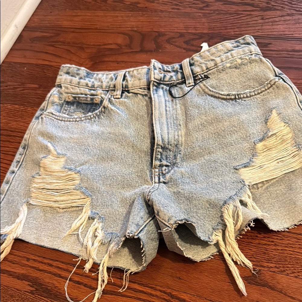Zara High Rise Distressed Denim Women Shorts brand new w tags